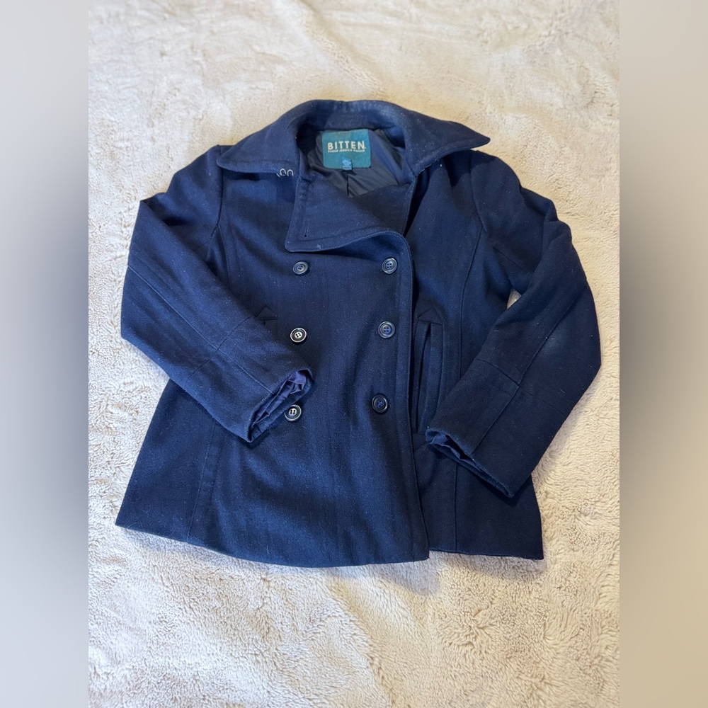 Bitten By Sarah Jessica Parker double breasted wool blend navy pea coat. Size M